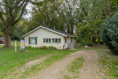 908 Charles St-20
