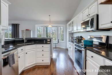 3729 Windshire Dr SE unit 34, Grand Rapids, MI 49546 - photo 5