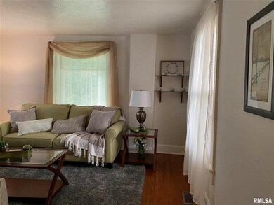 2315 W 2nd St, Davenport, IA 52802 - photo 4