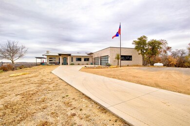 123 Mike Thornton Ct, Weatherford, TX 76088 - photo 5