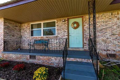 16025 Frank James Rd, Fayetteville, AR 72701 - photo 2