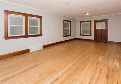 3839 E 30th St, Des Moines, IA 50317 - photo 6