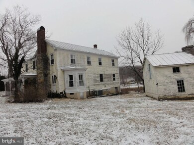 410 Tumbling Run Ln, Strasburg, VA 22657 - photo 5