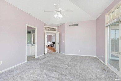 4409 Forest Rd, Davenport, IA 52807 - photo 7