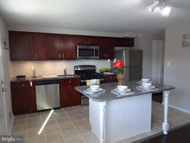 1044 Middleborough Rd, Essex, MD 21221 - photo 6