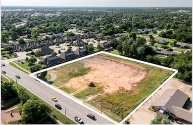 907 E 33rd St, Edmond, OK 73013 - photo 2