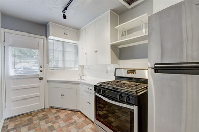 1616 W Alabama St unit 1, Houston, TX 77006 - photo 4