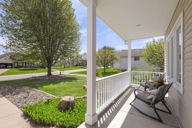 1-web-or-mls-20375 Islandview Circle Lakeville-55.jpg