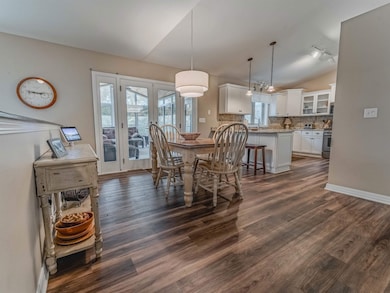 4164 Star Ct, Oshkosh, WI 54904 - photo 4