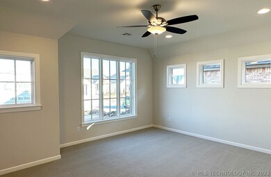 2715 E Rockford Place, Broken Arrow, OK 74014 - photo 2