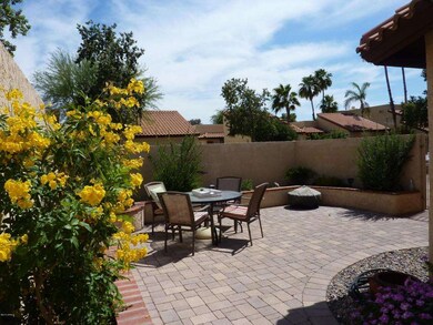 Awesome Courtyard Entry