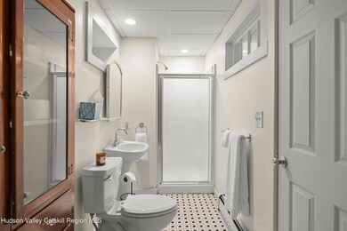 362 Warren St unit 3, Hudson, NY 12534 - photo 5