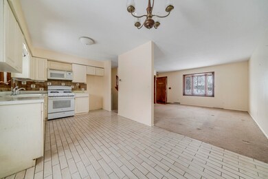 632 O'Connell Ct, Belvidere, IL 61008 - photo 5