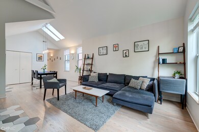 923 N Honore St, Chicago, IL 60622 - photo 4