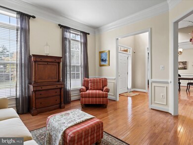 12816 Netherleigh Place, Herndon, VA 20171 - photo 6