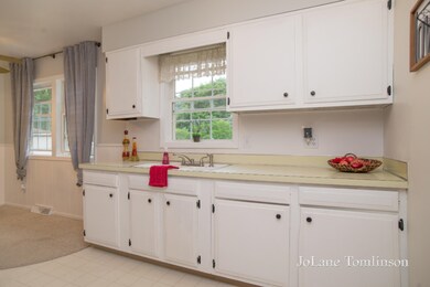 4173 Janet Dr, Dorr, MI 49323 - photo 4