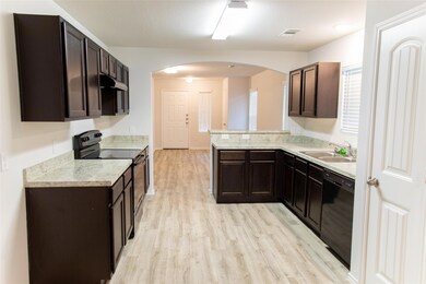 1406 Cardinal Dr, Ennis, TX 75119 - photo 7