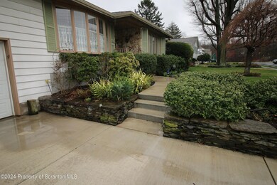 1801 E Gibson St, Scranton, PA 18510 - photo 4