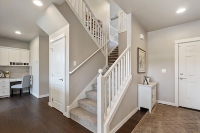 Stoneridge Encore - Entryway