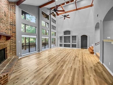 1314 Creekwood Dr, Garland, TX 75044 - photo 3