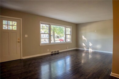 314 Oklahoma St, Lawrence, KS 66046 - photo 3