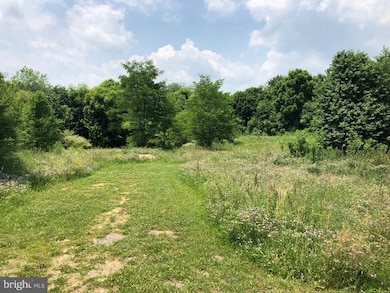 1 Lakeshore Dr, Chambersburg, PA 17202 - photo 3