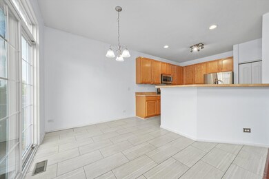 303 Sype Dr, Carol Stream, IL 60188 - photo 5