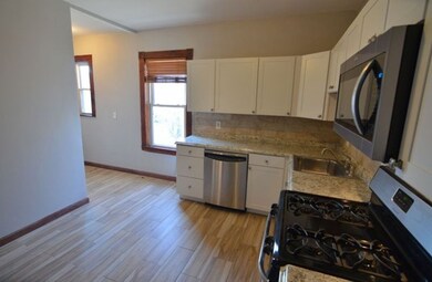 21 Harbor View St unit 2, Dorchester, MA 02125 - photo 2