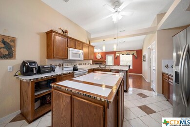 921 Northern Dancer Dr, Copperas Cove, TX 76522 - photo 6