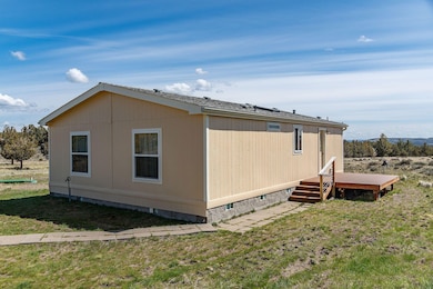 7512 SE Iowa Ave, Prineville, OR 97754 - photo 2