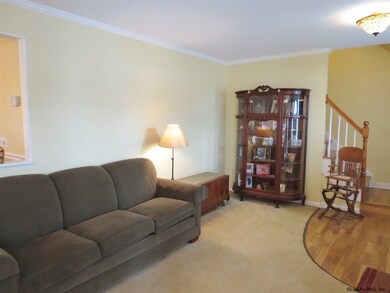 9 Prospect Hills Rd, Rensselaer, NY 12144 - photo 4