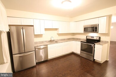 10509 E Wind Way, Columbia, MD 21044 - photo 4