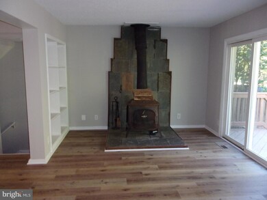 1615 Valencia Way, Reston, VA 20190 - photo 7