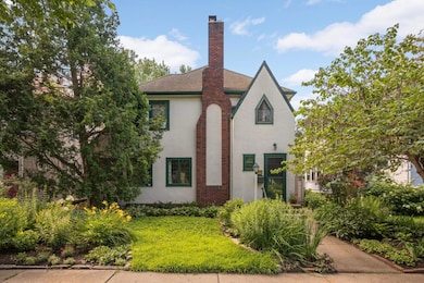 1926 Lincoln Ave, Saint Paul, MN 55105 - photo 2