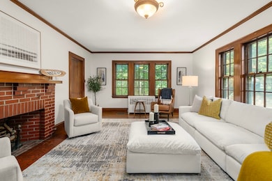 21 Hancock Rd, Brookline, MA 02445 - photo 2