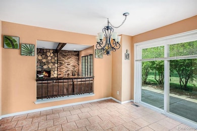 5622 Powder Horn Dr, West Bloomfield, MI 48322 - photo 6