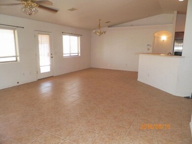 Dining/Kitchen