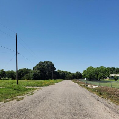 1205 N Fork Rd, Granbury, TX 76049 - photo 2