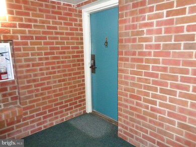 Hunters Woods Village unit 2, Reston, VA 20191 - photo 2