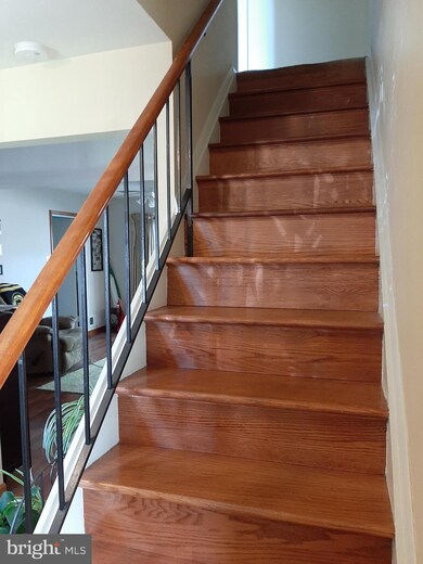 1614 Kent Fort Ln, Crofton, MD 21114 - photo 7