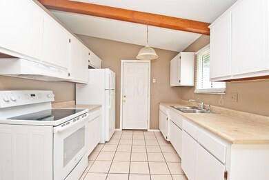 4927 Northtowne-3