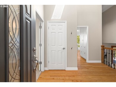 17765 Hillside Dr, West Linn, OR 97068 - photo 5