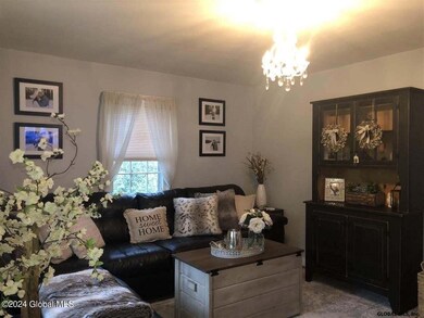 261 whiteview liv rm 2