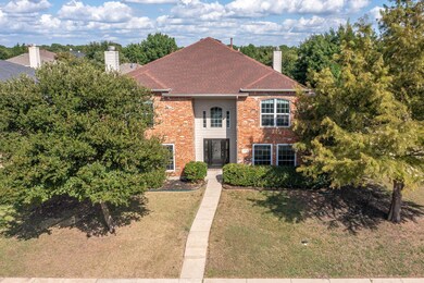 View of front of house featuring a front yard
