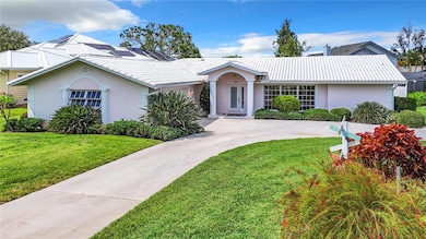 396 Bayshore Dr, Venice, FL 34285 - photo 2