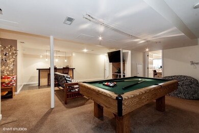 3 Pine Hill Dr, North Aurora, IL 60542 - photo 2