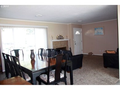Living Room/Dining Room