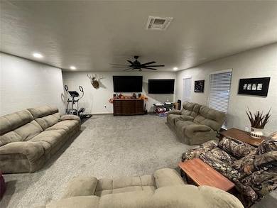 520 Adams St, Holdenville, OK 74848 - photo 6