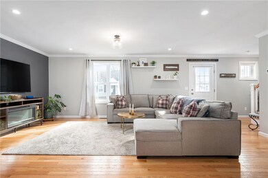 32 Drolet Ave, Pawtucket, RI 02861 - photo 6