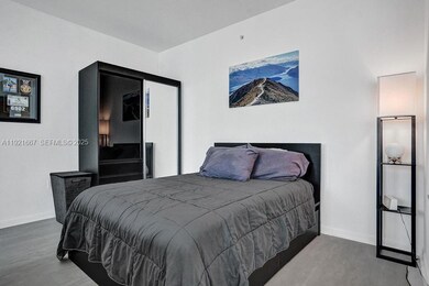 Vizcayne unit 3005, Miami, FL 33132 - photo 6